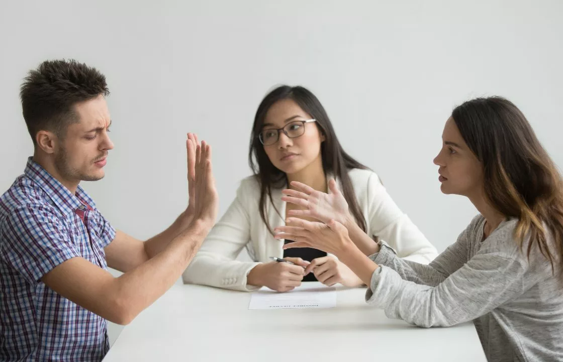 Image of couple arguing in family mediation Hatfield